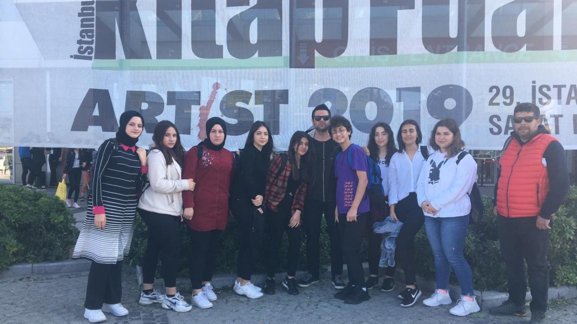 Öğrencilerimiz ''İstanbul Kitap Fuarında''